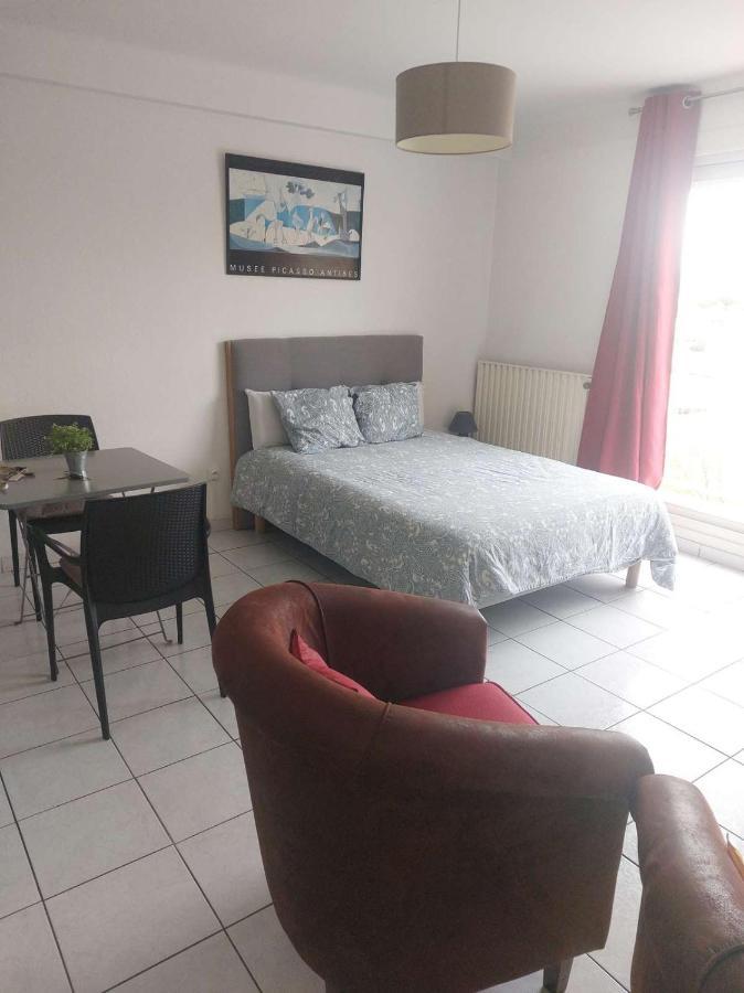 Residence D'Anjou - Grand Studio Avec Balcon Et Parking Privatif Perpiñán Exterior foto